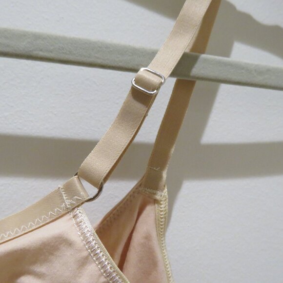 HANRO Cotton Sensation Underwire Bra in Beige Neutral Minimalist - Size 34B - Picture 10 of 14
